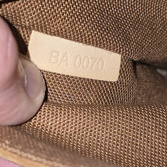 Louis Vuitton Vintage Monogram Alma PM Size - Picture 16 of 16